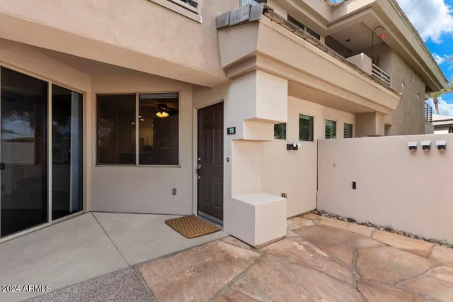 MLS: 6694687 Condo For Sale