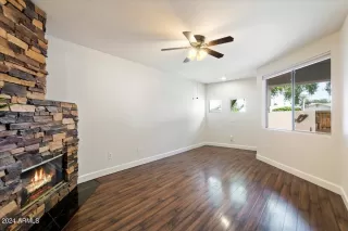 Photo #3: 6694687 Listing