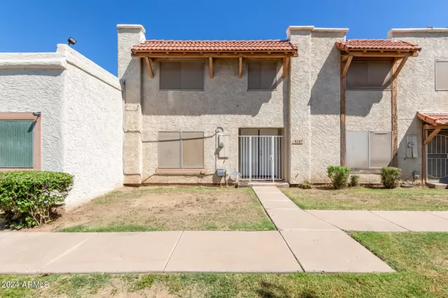 MLS: 6694706 Condo For Sale