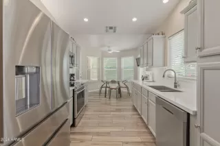 Photo #1: 6694726 Listing 