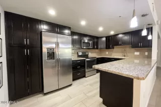 Photo #5: 6694733 Listing