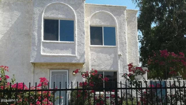 MLS: 6694741 Condo For Sale