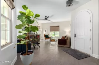 Photo #1: 6694832 Listing