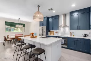 Photo #5: 6694832 Listing