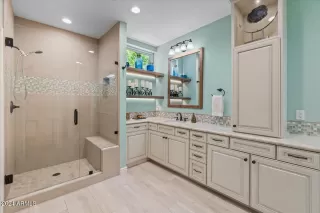 Photo #4: 6694999 Listing 