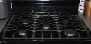 Photo #3: 6695000 Listing