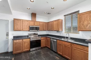 Photo #2: 6695063 Listing