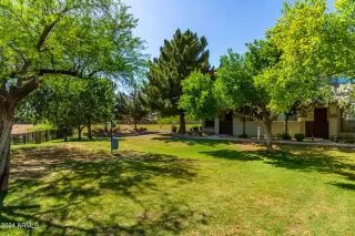 Photo #6: 6695063 Listing