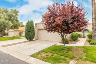 Photo #4: 6695103 Listing