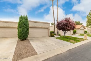 Photo #6: 6695103 Listing