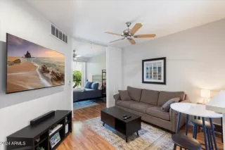 Photo #3: 6695295 Listing 