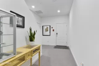 Photo #2: 6695460 Listing 