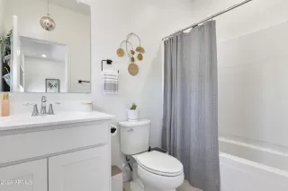 Photo #6: 6695460 Listing 