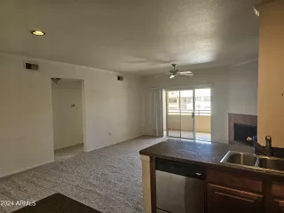 Photo #2: 6695740 Listing