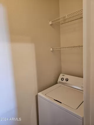 Photo #6: 6695740 Listing