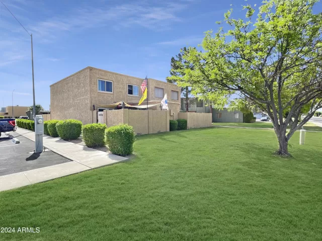 MLS: 6695764 Condo For Sale