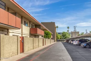 Photo #3: 6695781 Listing 