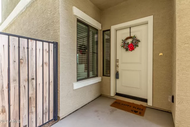 MLS: 6695909 Condo For Sale