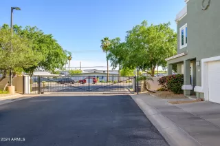 Photo #3: 6696354 Listing 