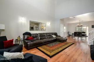 Photo #6: 6696354 Listing 