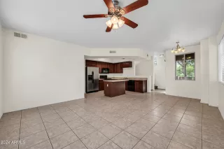 Photo #2: 6696383 Listing