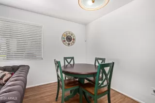 Photo #6: 6696423 Listing