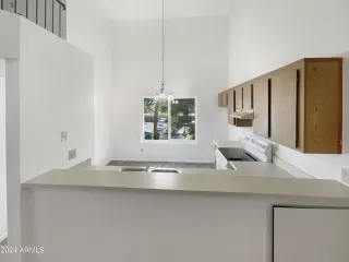 Photo #1: 6696541 Listing 