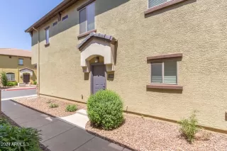 Photo #4: 6696666 Listing 