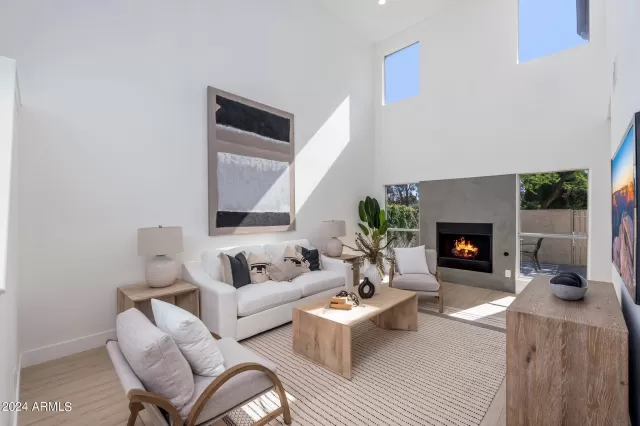 MLS: 6696819 Condo For Sale