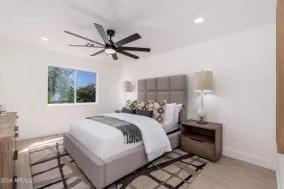 Photo #2: 6696819 Listing