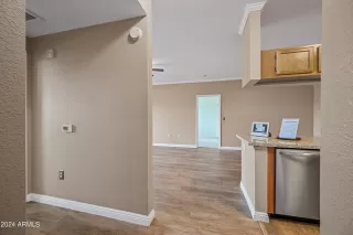 Photo #1: 6696826 Listing 