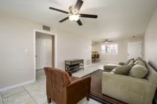 Photo #4: 6696878 Listing 