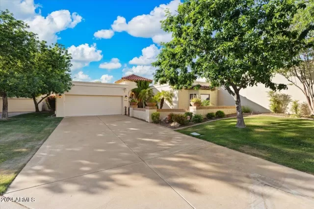 MLS: 6697006 Condo For Sale