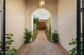 Photo #1: 6697006 Listing