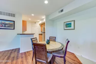 Photo #2: 6697010 Listing