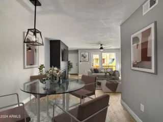 Photo #2: 6697089 Listing