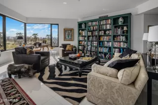 Photo #6: 6697098 Listing 