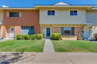 Photo #1: 6697196 Listing