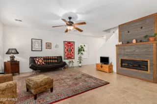 Photo #4: 6697217 Listing 