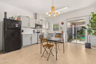 Photo #5: 6697217 Listing 