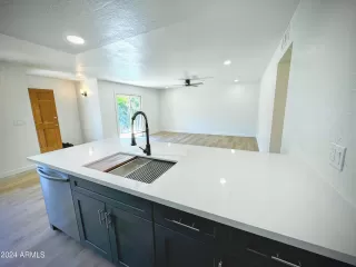 Photo #4: 6697273 Listing 