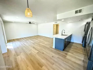 Photo #5: 6697273 Listing 