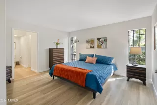 Photo #6: 6697335 Listing 