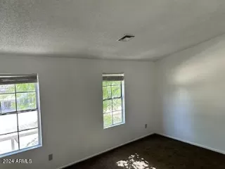 Photo #4: 6697378 Listing