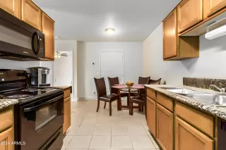 Photo #3: 6697390 Listing 