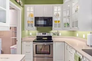 Photo #6: 6697504 Listing