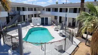 Photo #4: 6697558 Listing