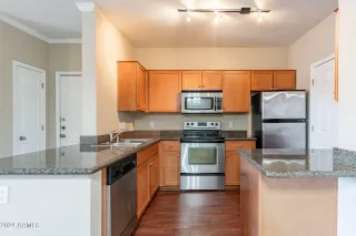 Photo #5: 6697568 Listing