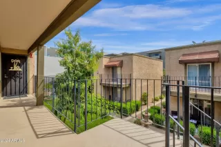 Photo #2: 6697596 Listing