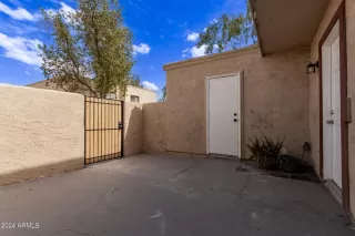 Photo #3: 6697703 Listing